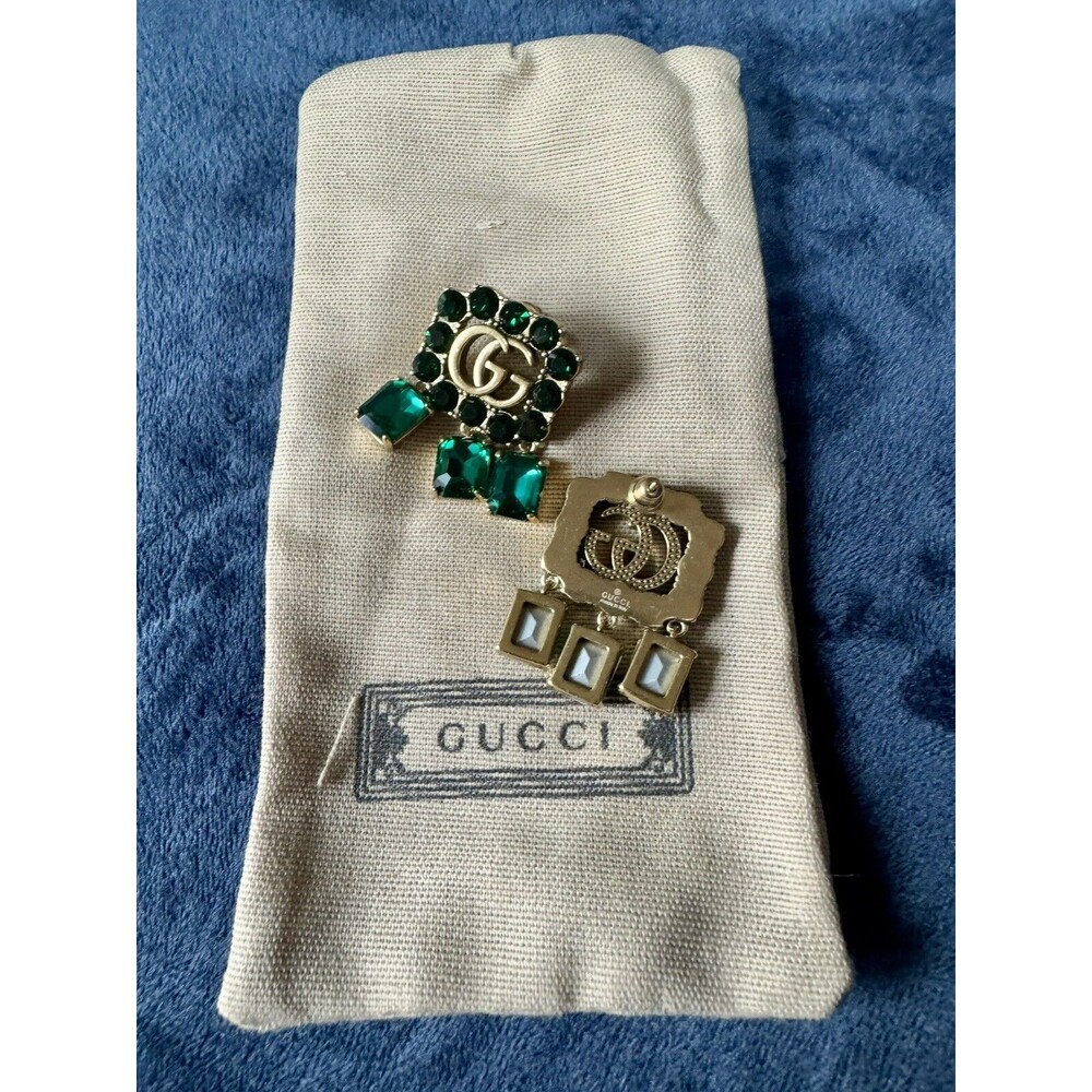 Vintage Gucci Emerald and Gold Drop Earrings with Double G Motif - Picture 9 of 14